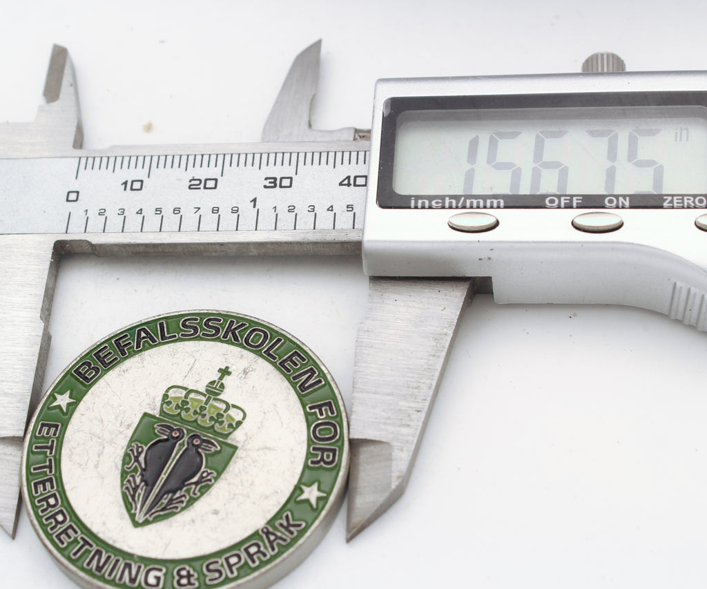 Norway Intelligence & Language NCO School Challenge Coin – Maj Gabrielsen (Green/Black)
