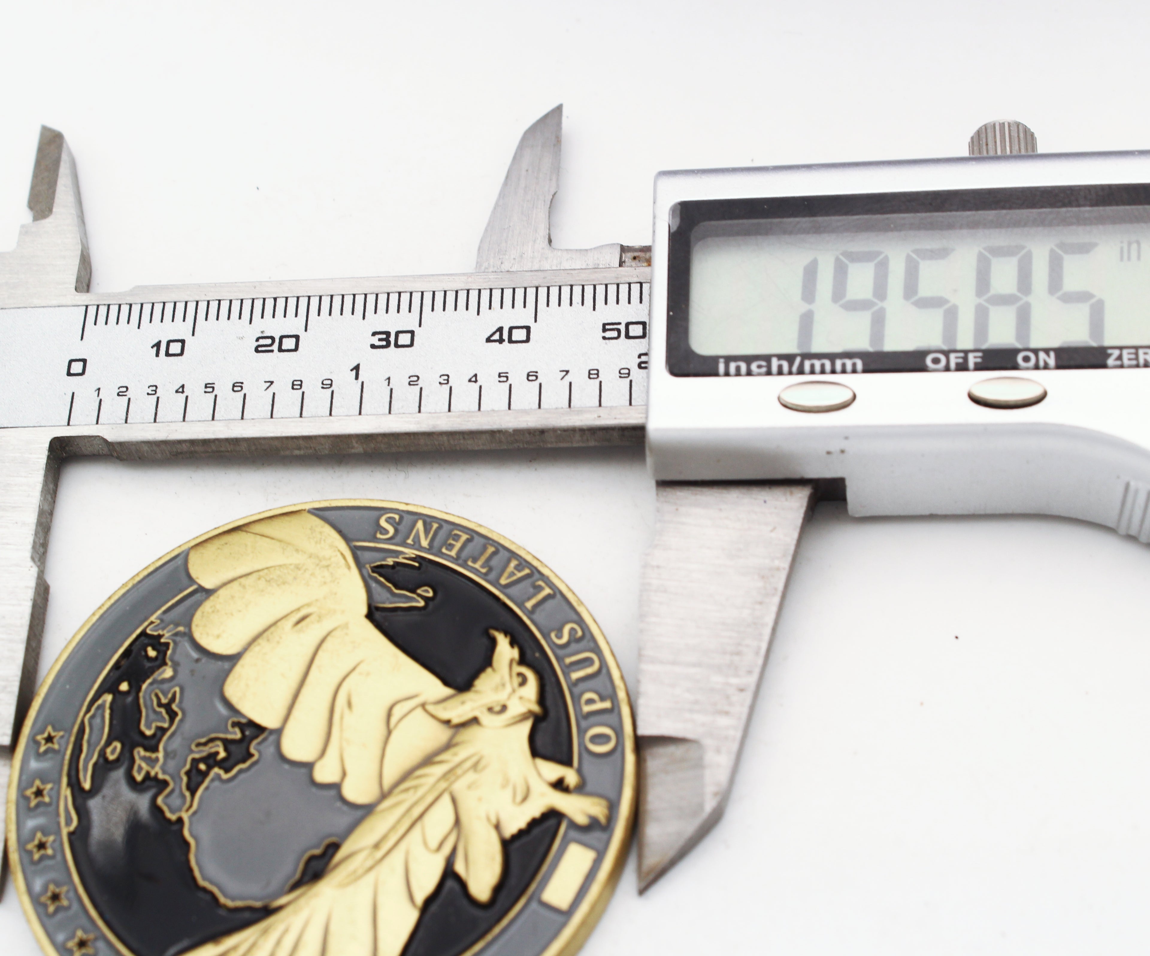 Dutch Intelligence & Security "In Veritatem Discernendo" Owl Challenge Coin – 2 Inch Copper - Pre-Owned