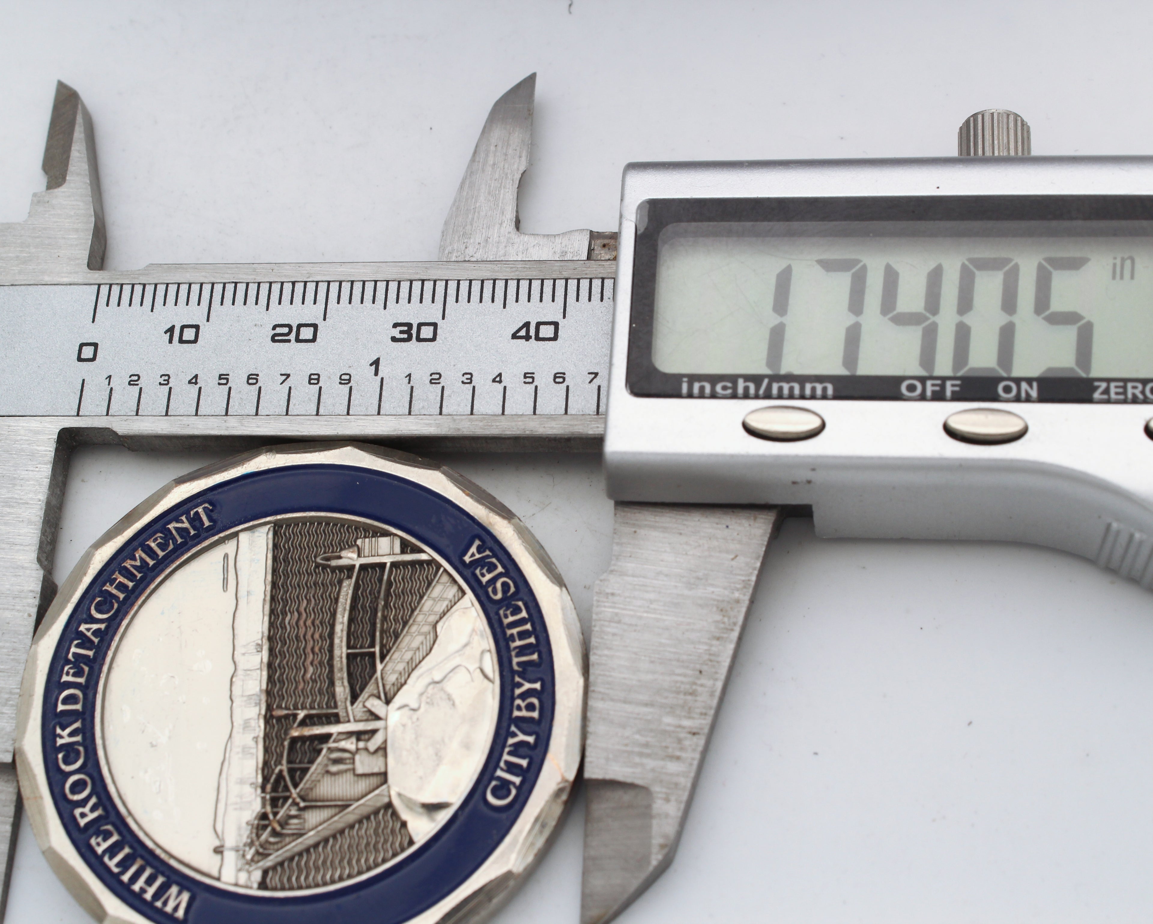 Royal Canadian Mounted Police RCMP White Rock Detachment Challenge Coin 1.75" - Pre-Owned