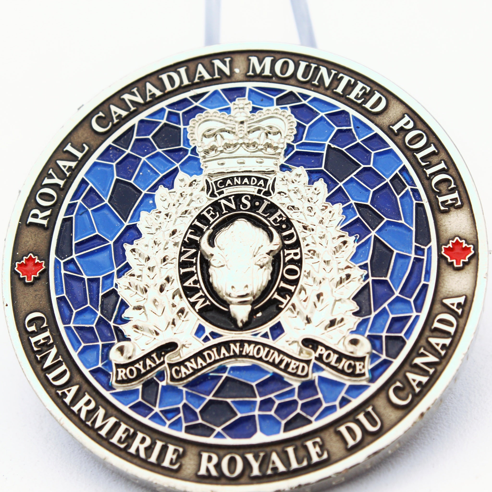 RCMP Royal Canadian Mounted Police Justice Truth Valor Challenge Coin 1.75" - Pre-Owned