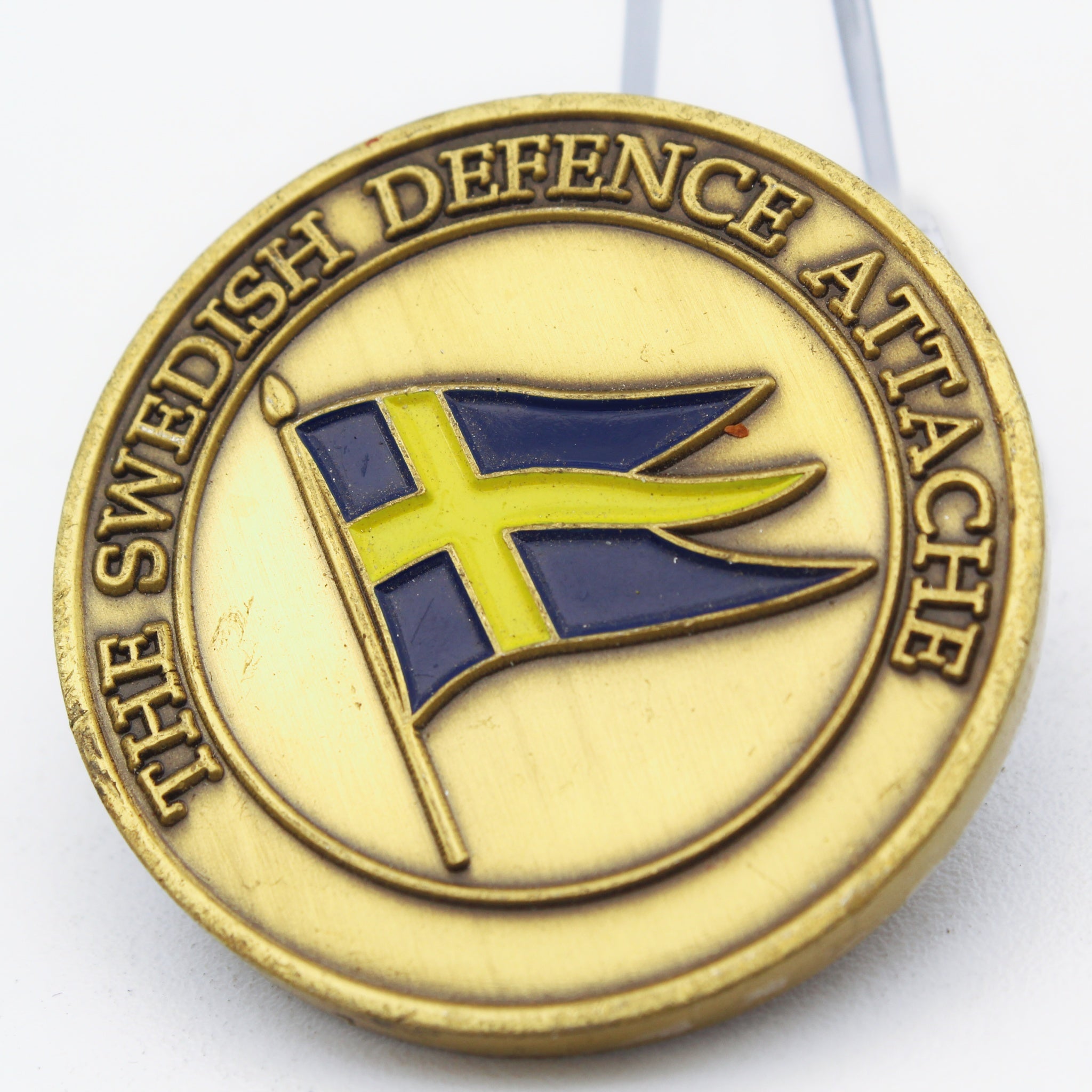 Swedish Armed Forces Defence Attach Commemorative Challenge Coin 1.55" - Pre-Owned