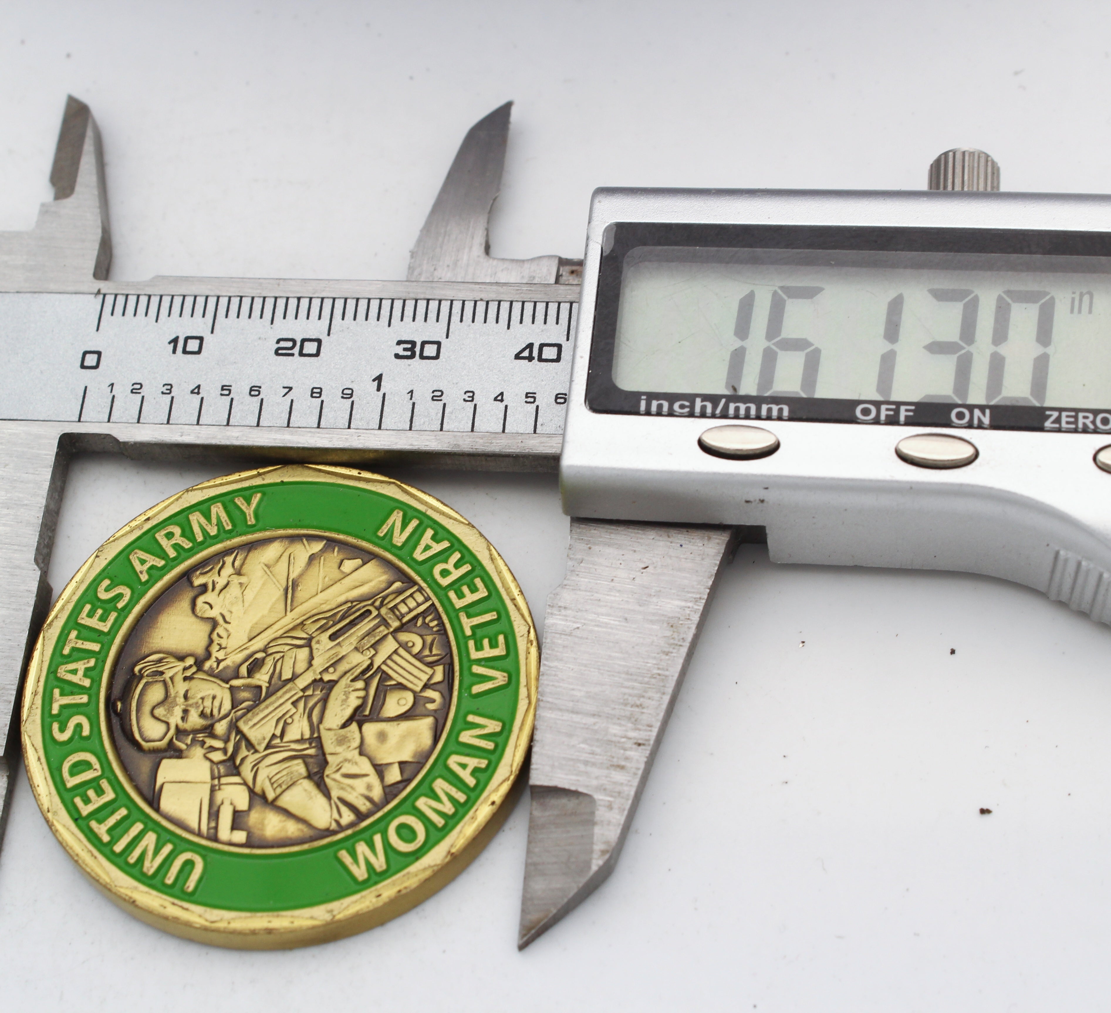 U.S. Army Woman Veteran Challenge Coins – Green Enamel, Soldier Design Pre-Owned