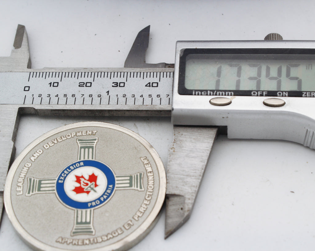 CSIS Canadian Security Intelligence Service Challenge Coin 1.75" | Learning & Development - Pre-Owned