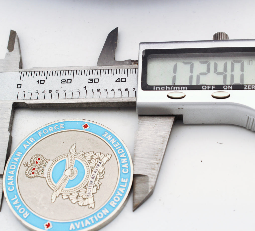 Royal Canadian Air Force Veteran Challenge Coin 1.75” RCAF Copper Pre-owned collectible