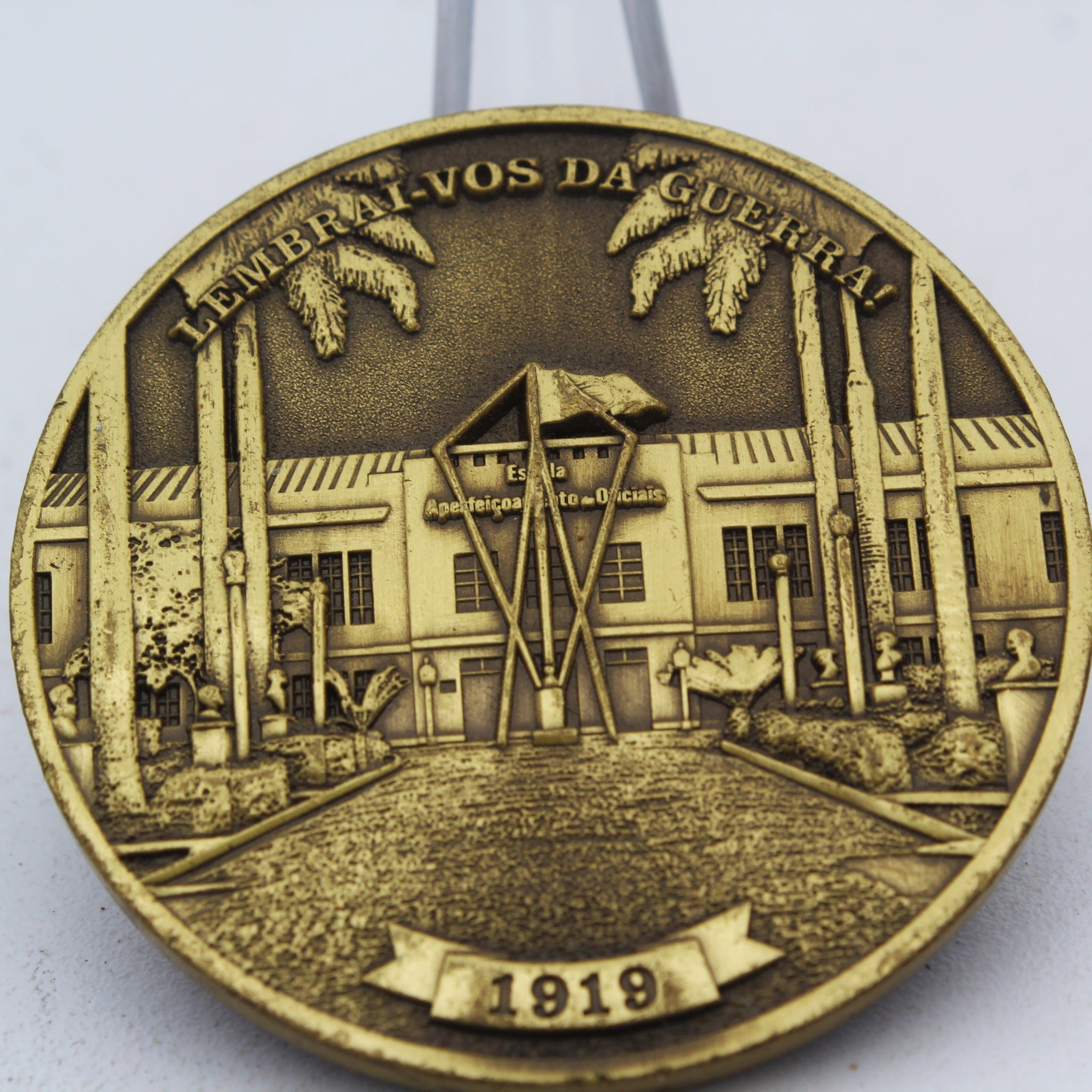 Brazilian Army EsAO Officer Improvement School Challenge Coin | 1.75" Copper Pre-Owned Collectible