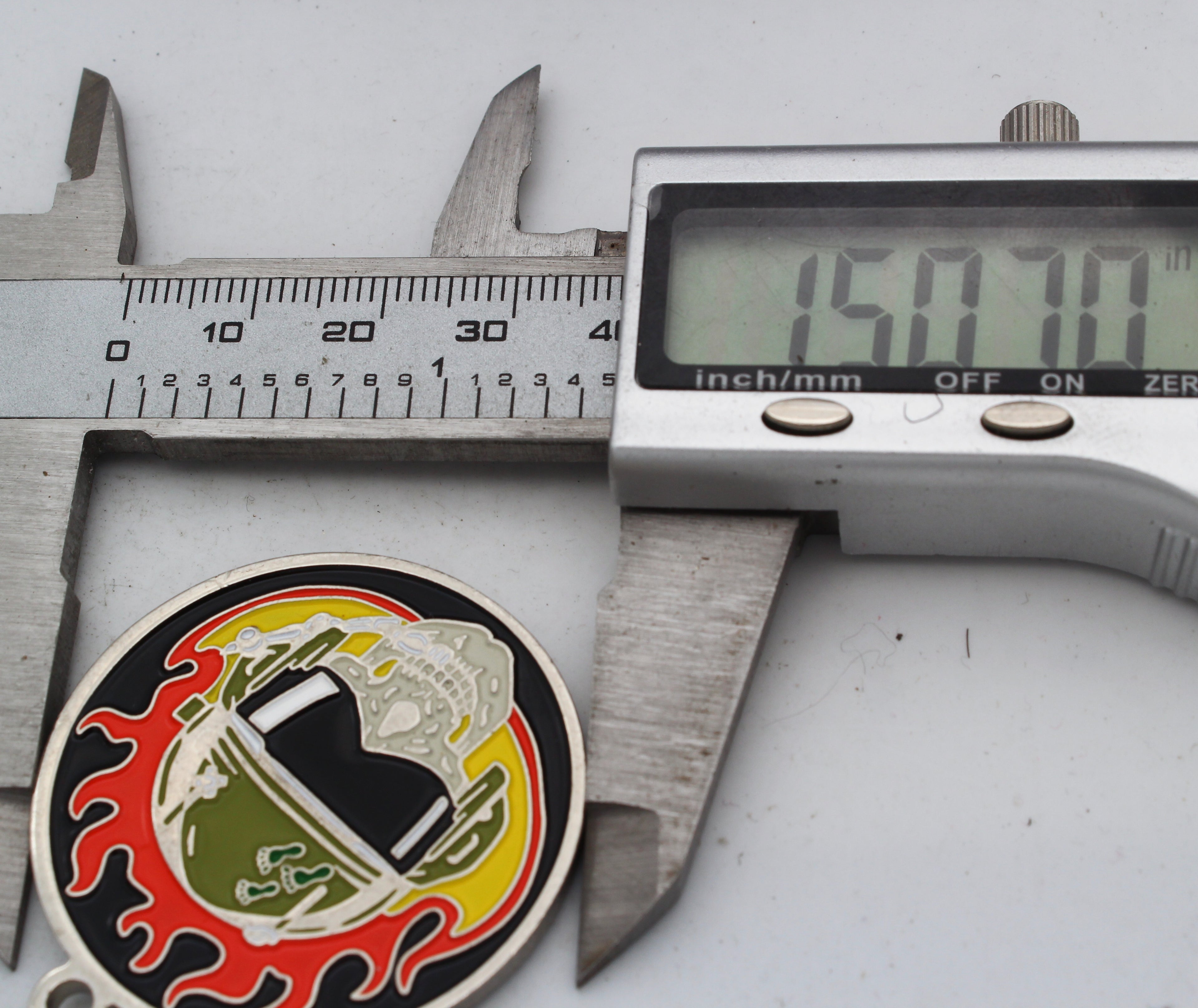 Dark Knights Skull Helmet Flames Challenge Coin Pendant 1.5” Copper Pre-Owned