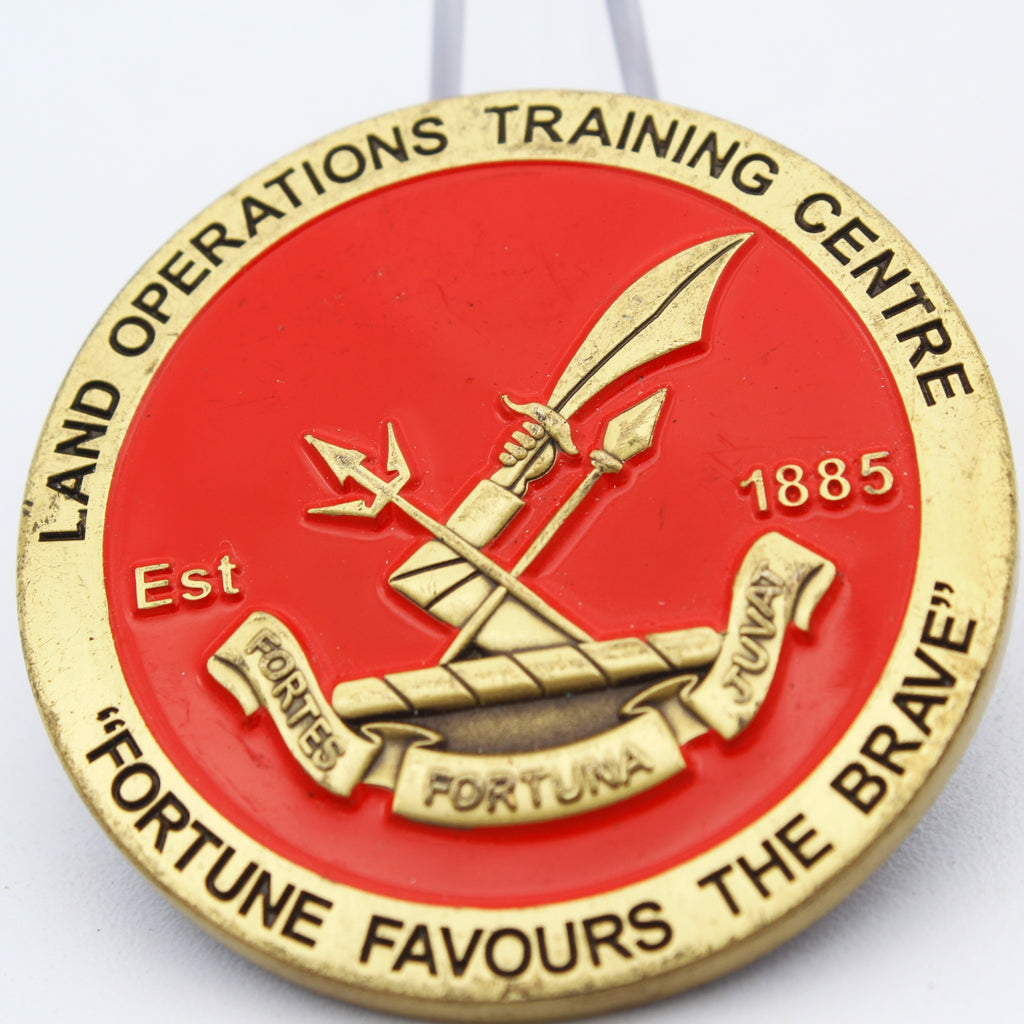 New Zealand School of Artillery Land Operations Challenge Coin 1.75” Copper Military Coin Pre-Owned