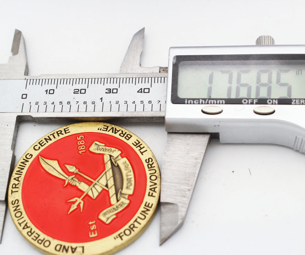 New Zealand School of Artillery Land Operations Challenge Coin 1.75” Copper Military Coin Pre-Owned