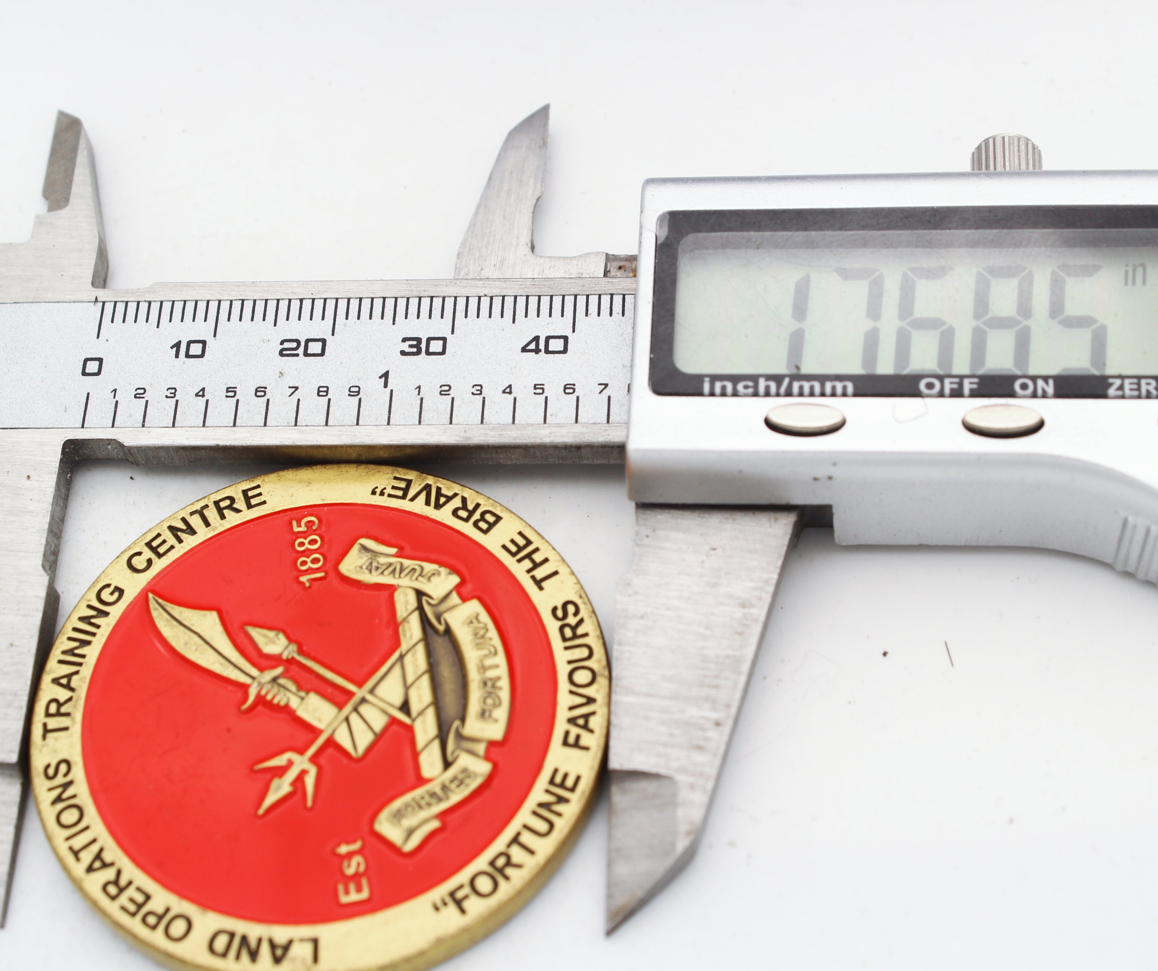 New Zealand School of Artillery Land Operations Challenge Coin 1.75” Copper Military Coin Pre-Owned