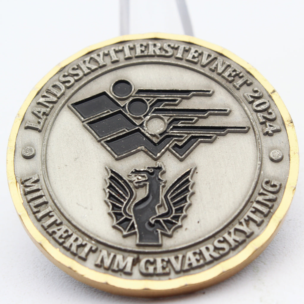 Norwegian Home Guard Trondelag Heimevernsdistrikt 12 Challenge Coin 1.5 Inch Pre-Owned
