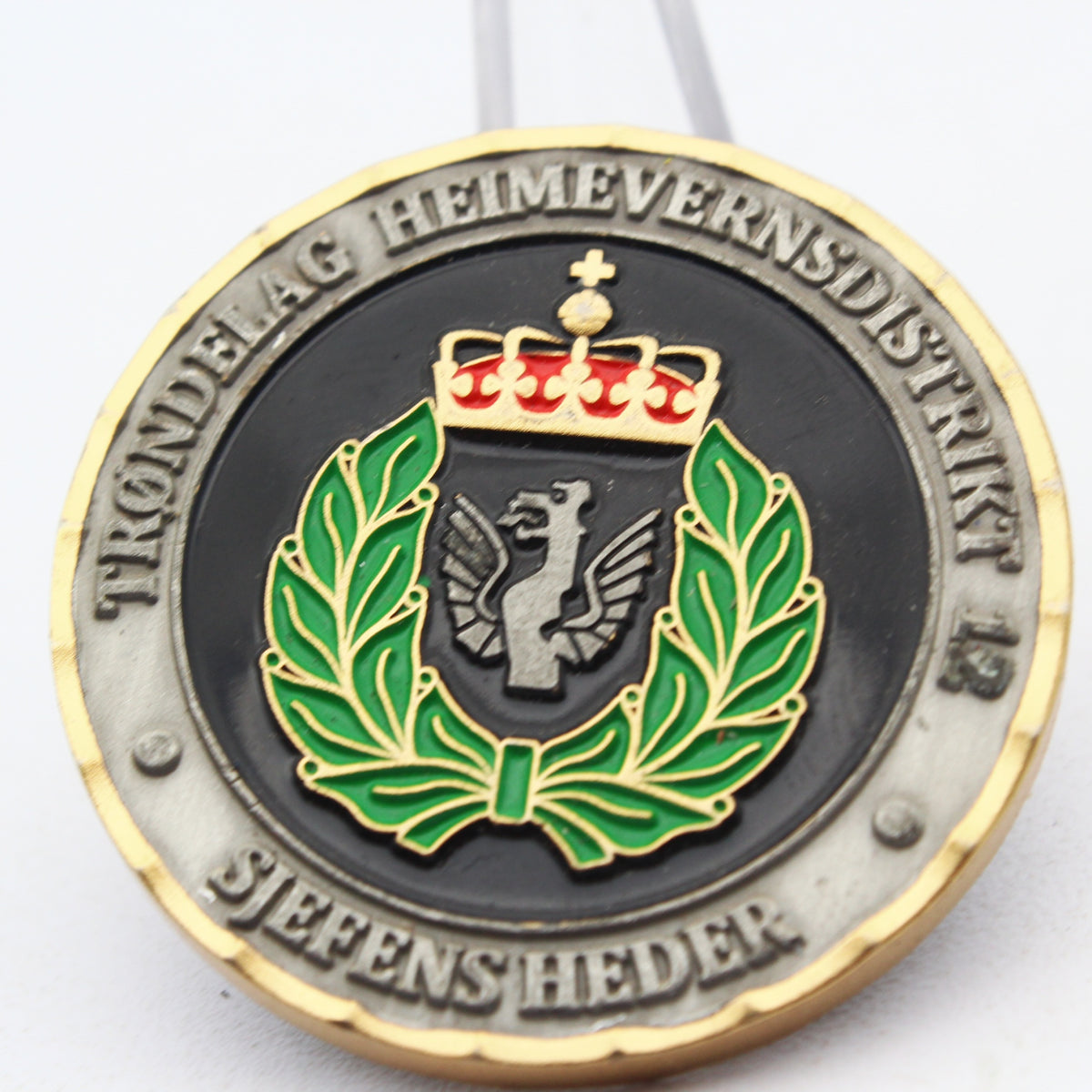 Norwegian Home Guard Trondelag Heimevernsdistrikt 12 Challenge Coin 1.5 Inch Pre-Owned
