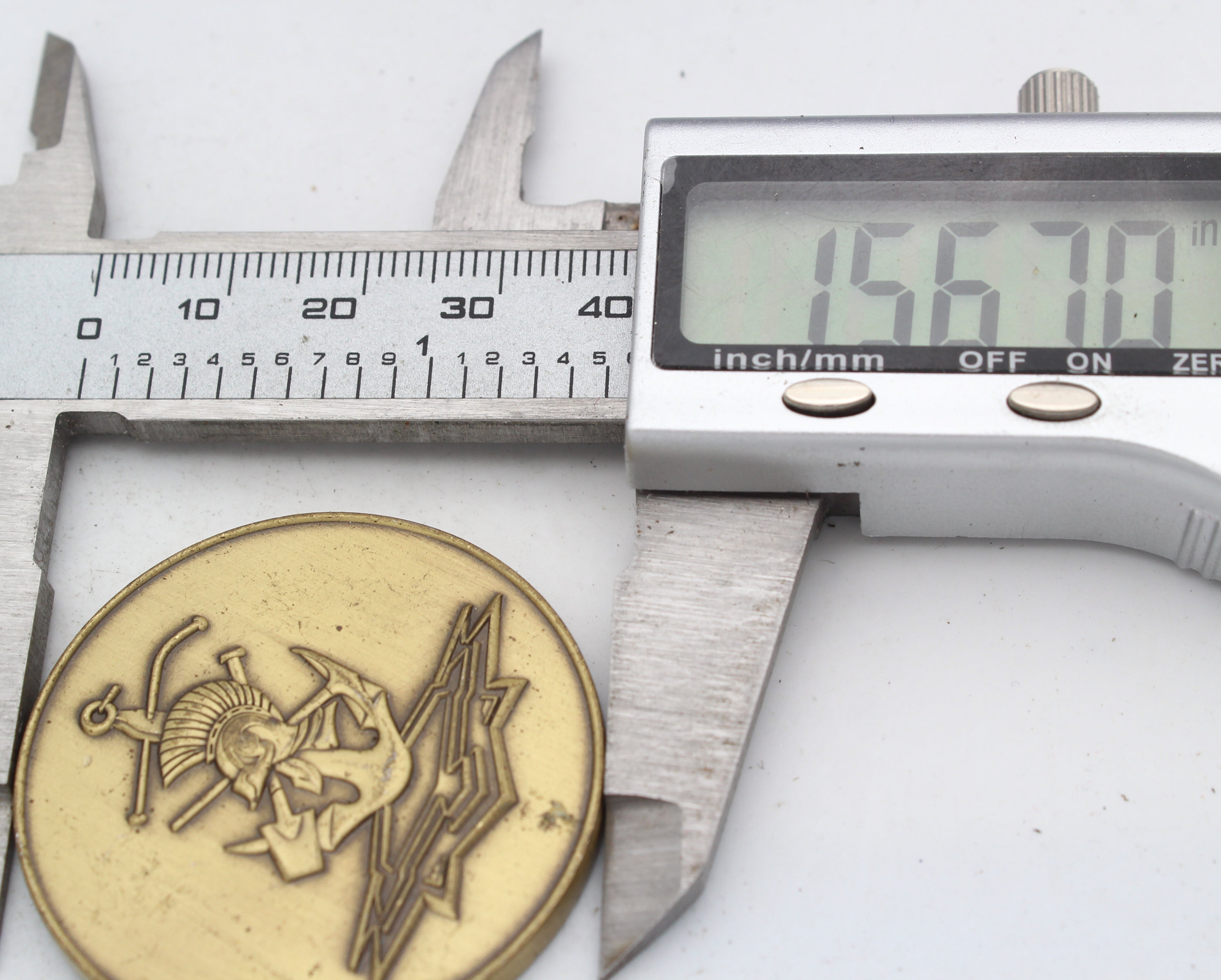 Dutch Verbonden Door Kameraadschap VOG Challenge Coin 1.5" Brass Collectible Pre-owned