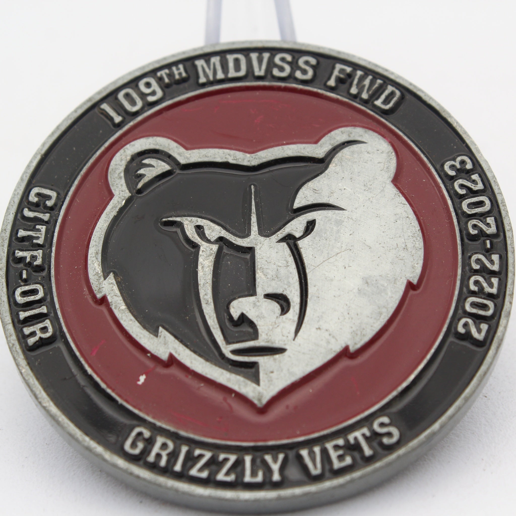 109th MDVSS FWD Grizzly Vets Imperial Outpost Iraq Challenge Coin 2" Pre-owned
