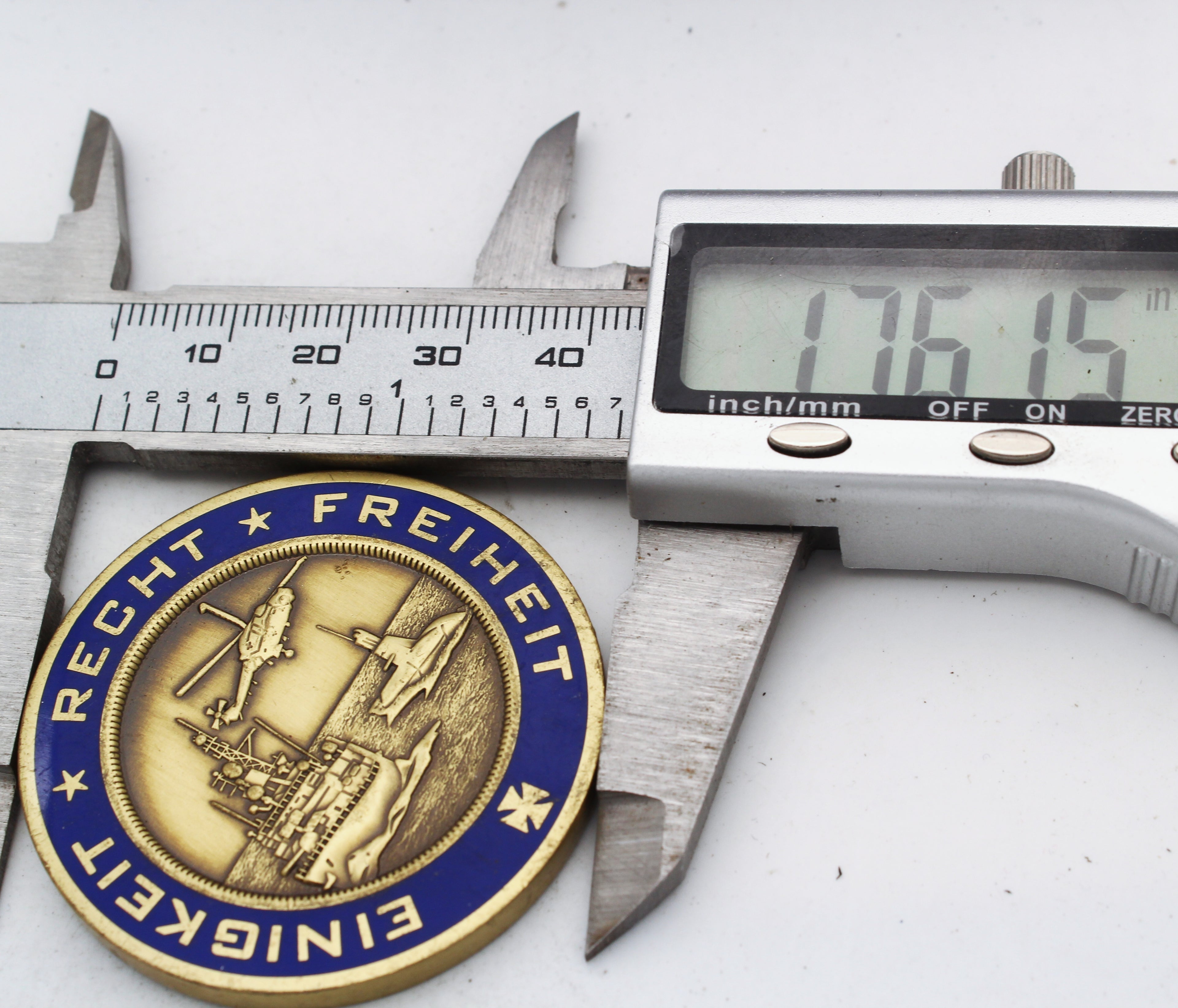 German Navy Minesweeper XXI Challenge Coin 1.75 Inch Pre-Owned Maritime Collectible