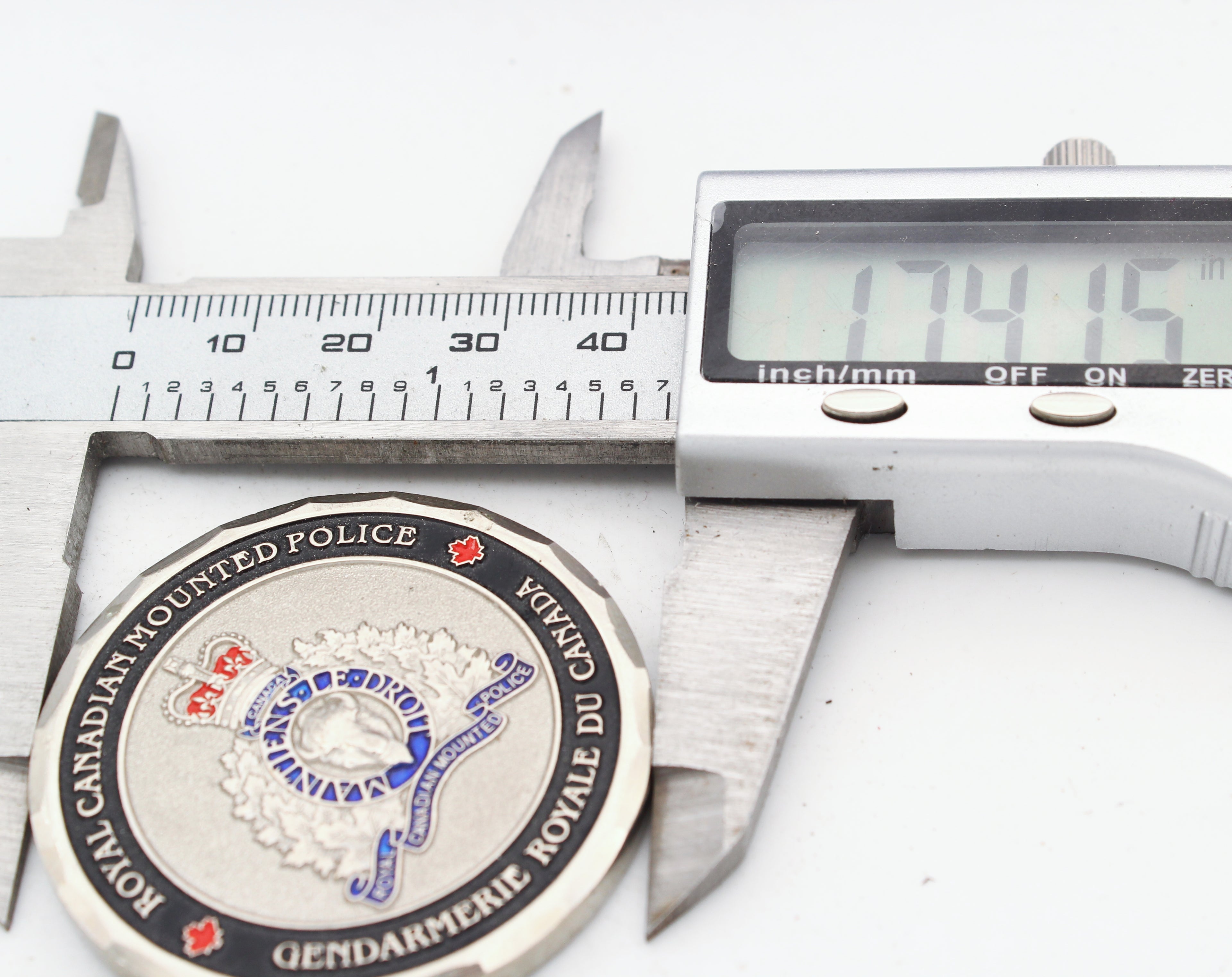 RCMP Federal Policing Protective Services B Division Challenge Coin 1.75 Inch Pre-Owned Copper