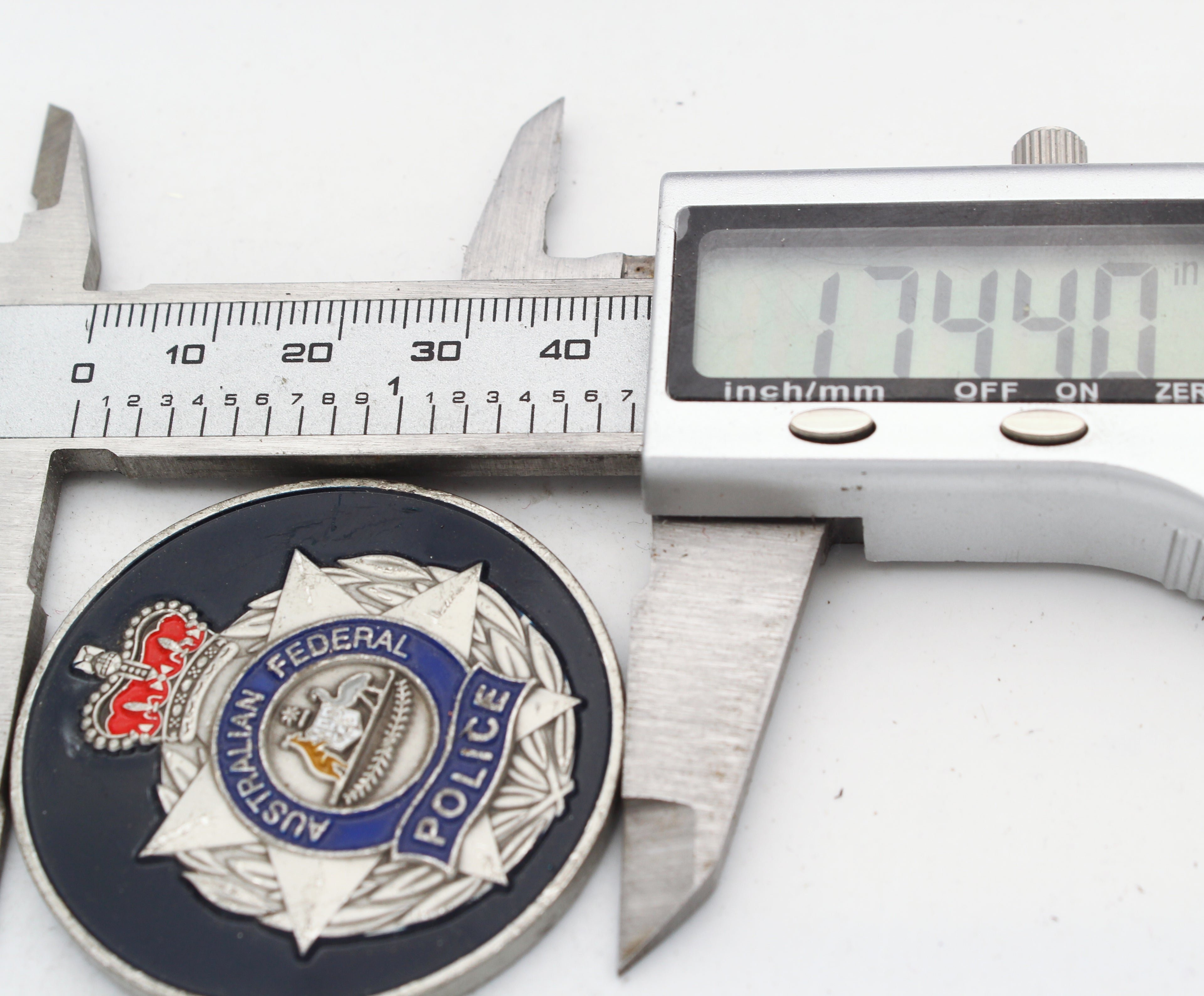 Australian Federal Police Washington DC Challenge Coin 1.75 Inch Pre-Owned Copper