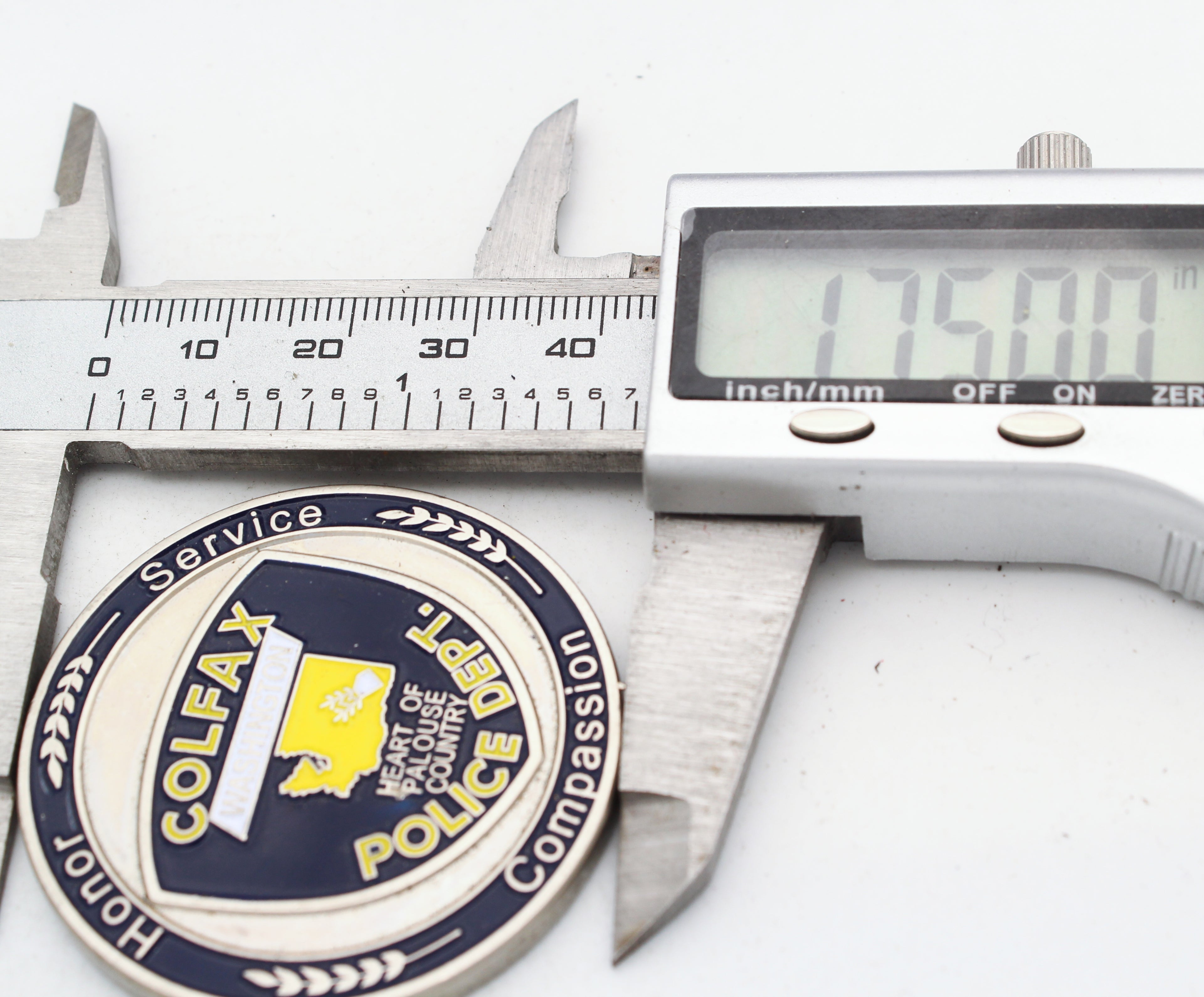 Colfax Washington Police Department Challenge Coin Honor Service Compassion 1.75