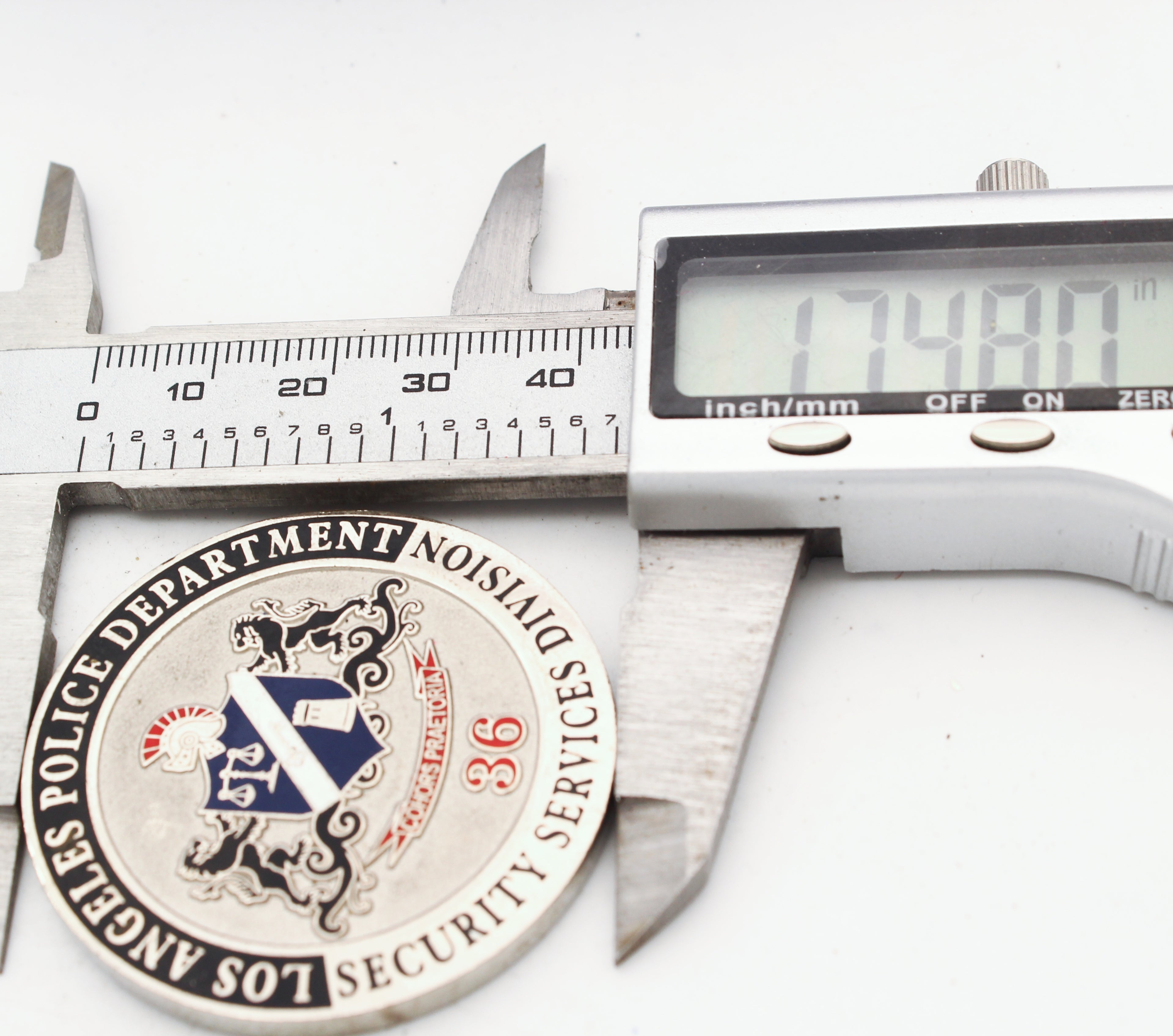 Los Angeles Police Department Security Services Division 36 Challenge Coin Hollywood Pre-owned