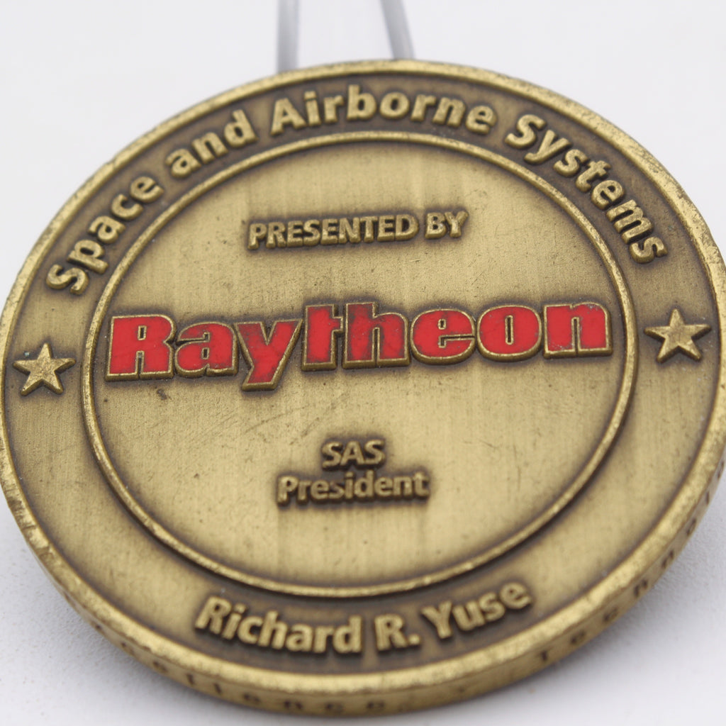 Raytheon SAS Presidential Award Space and Airborne Systems Challenge Coin Pre-owned