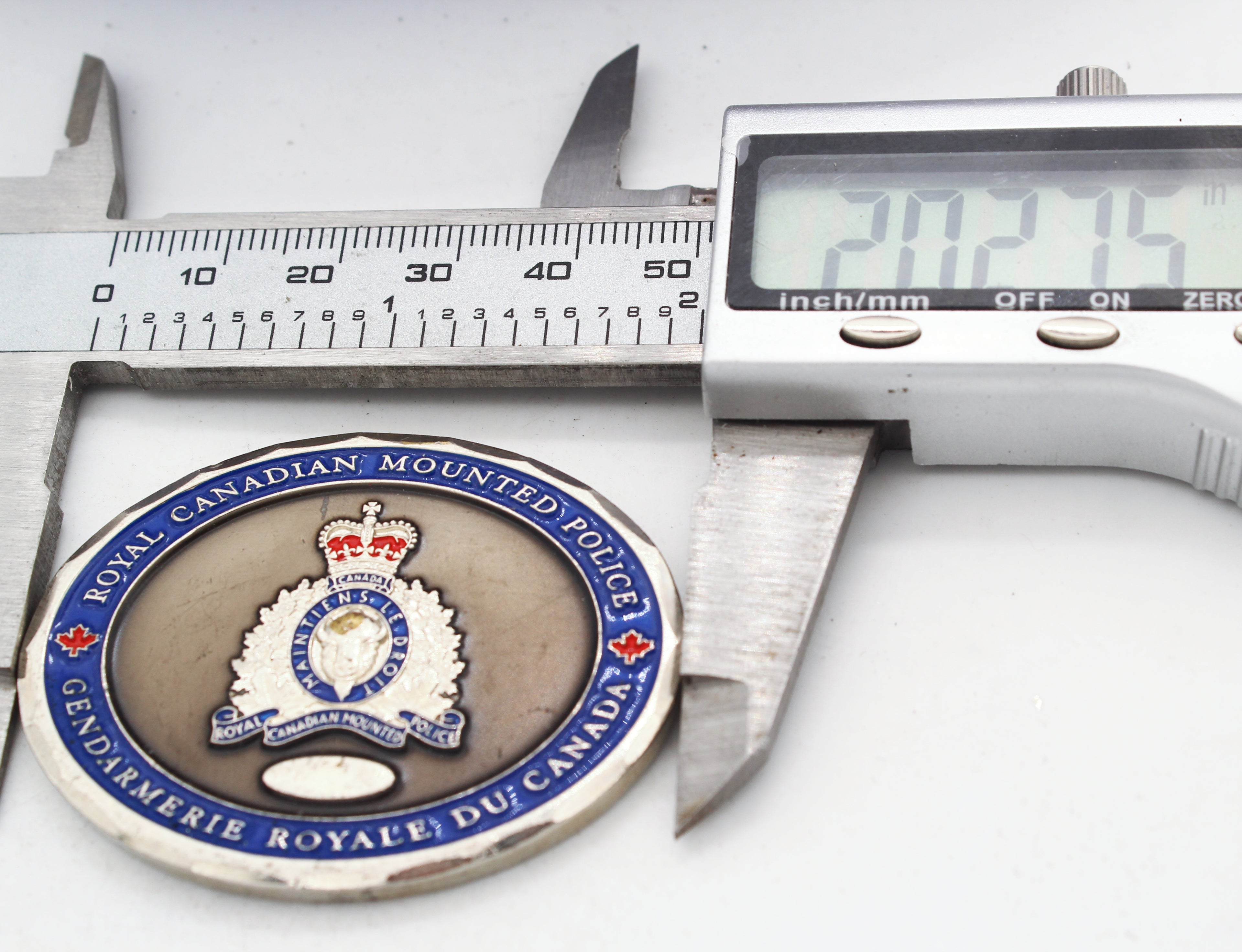 Royal Canadian Mounted Police RCMP Air Incident Command Challenge Coin 2" Pre-owned