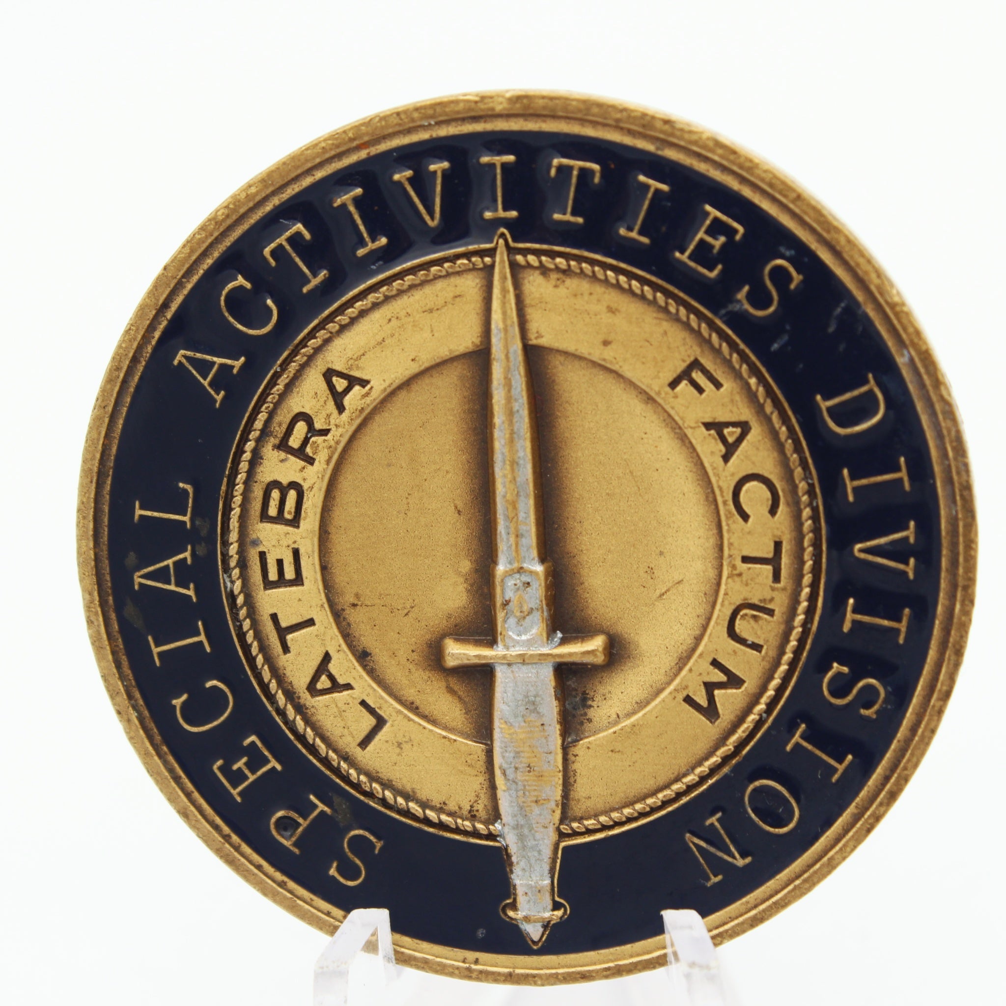 CIA Special Activities Division LATEBRA FACTUM Challenge Coin Intelligence Collectible Pre-owned 1.75"