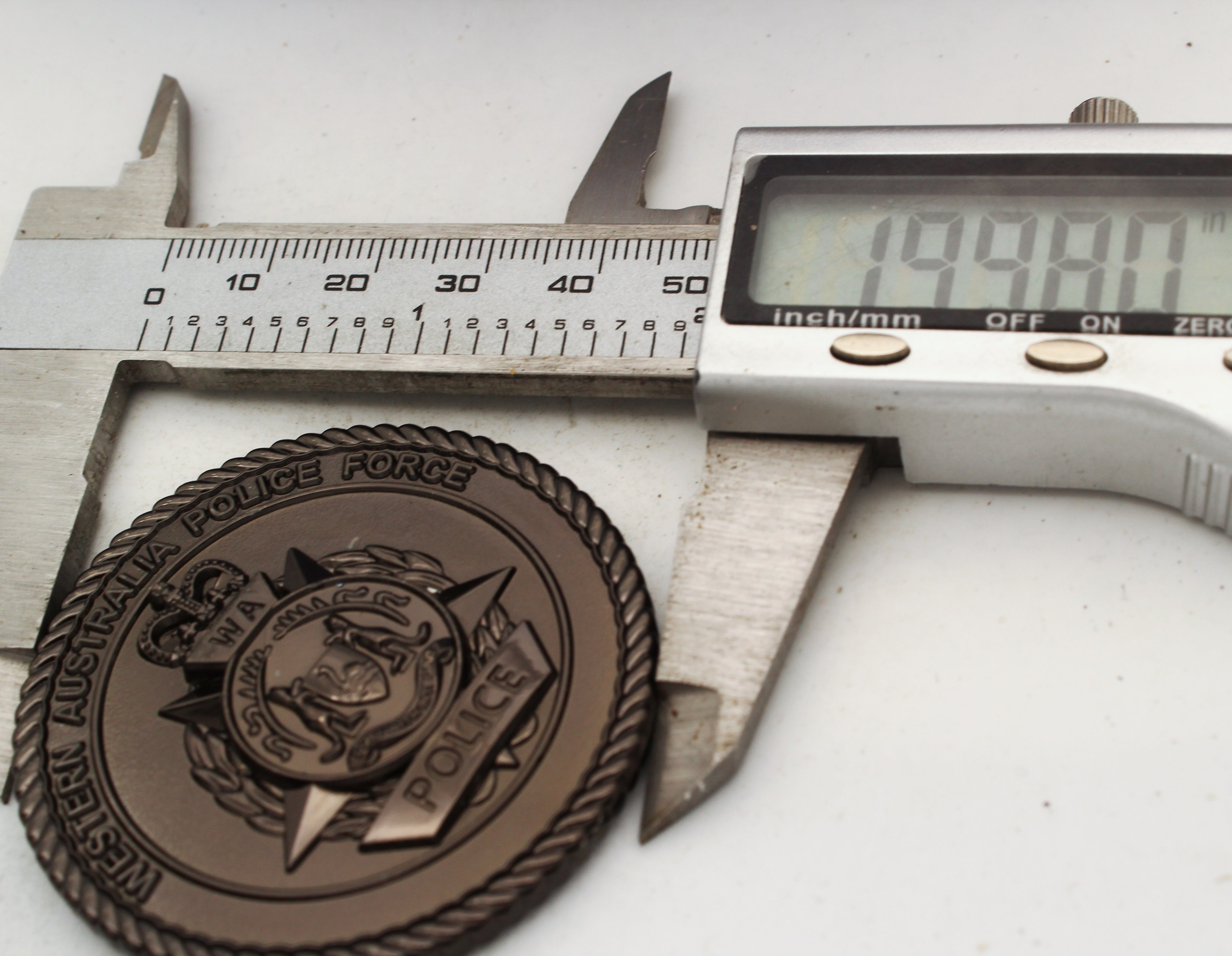 Western Australia Police Force Challenge Coin – Yellow Swan Design 2.0 Inch Zinc Alloy