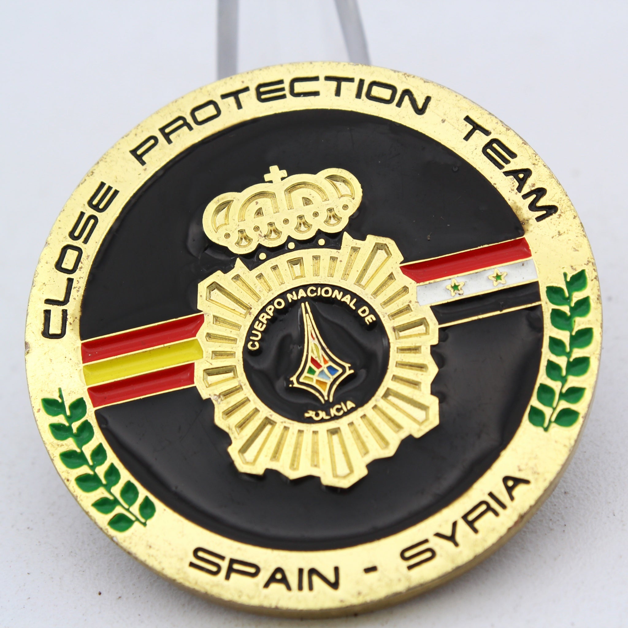 Spanish National Police Close Protection Team Syria Challenge Coin 1.5“ Collectible Pre-owned