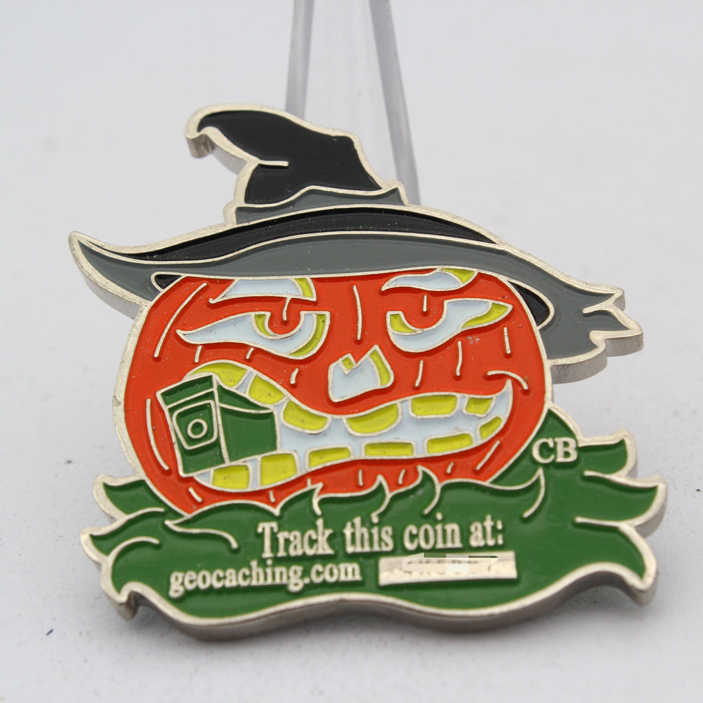 Halloween Witch Pumpkin Geocaching Trackable Challenge Coin 1.65 Inch Pre-owned