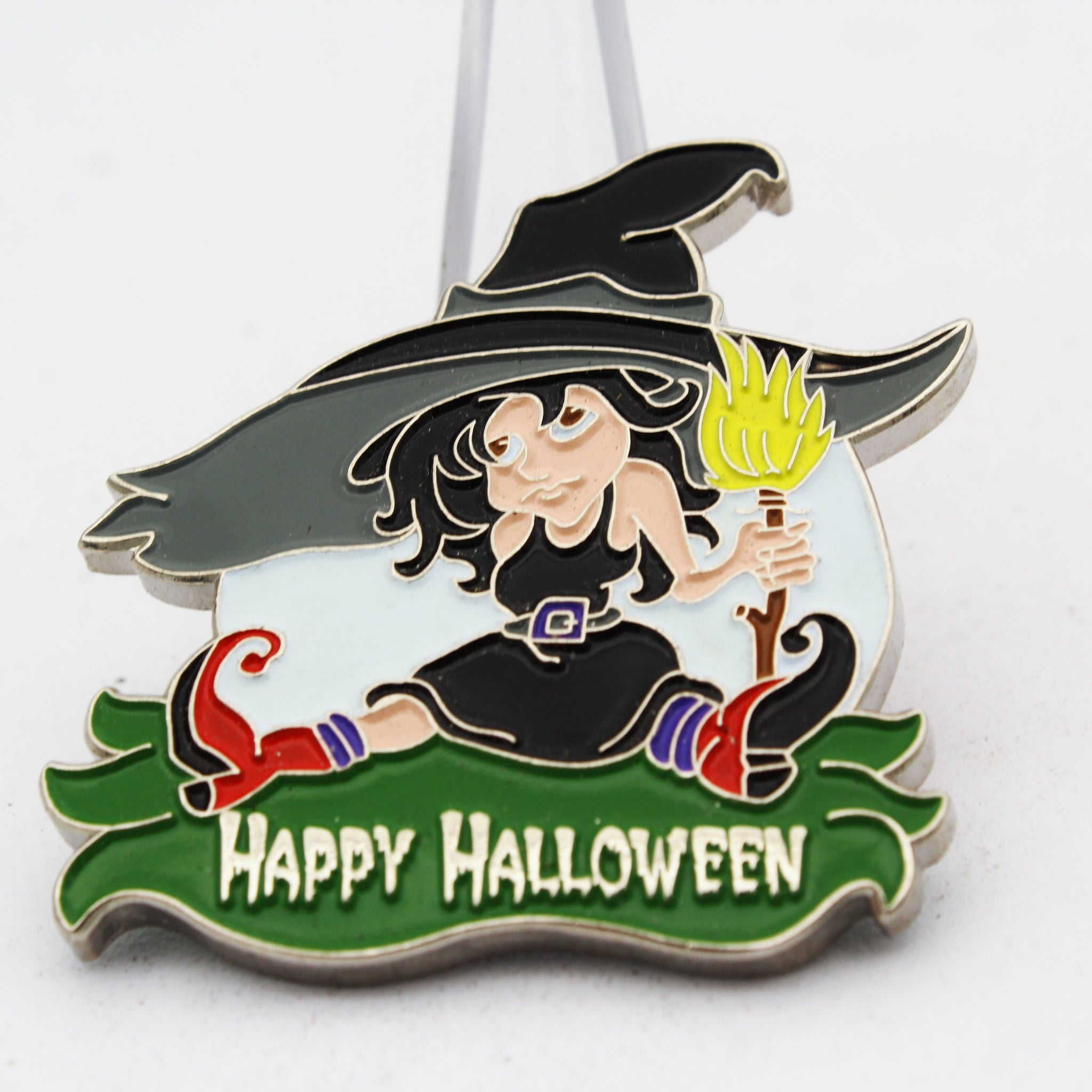 Halloween Witch Pumpkin Geocaching Trackable Challenge Coin 1.65 Inch Pre-owned