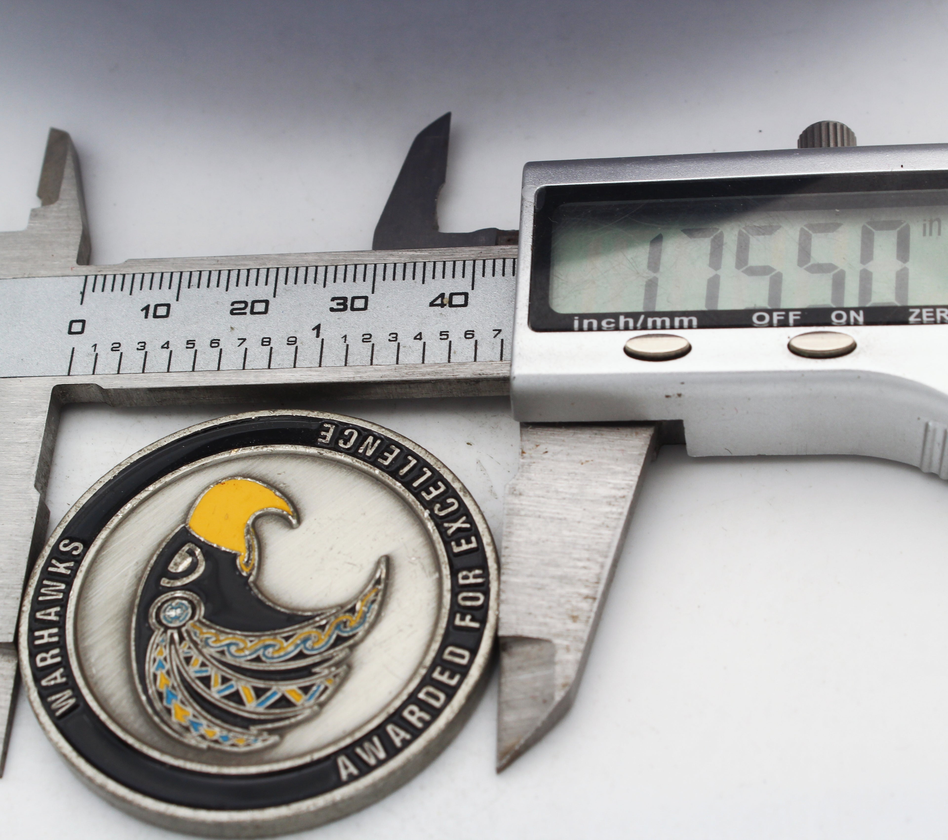 Warhawks 715th Military Intelligence Battalion Challenge Coin Hawaii 1.75” Pre-owned