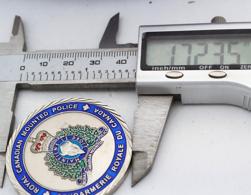 Royal Canadian Mounted Police L Division Commanding Officer Challenge Coin 1.75"Pre-owned