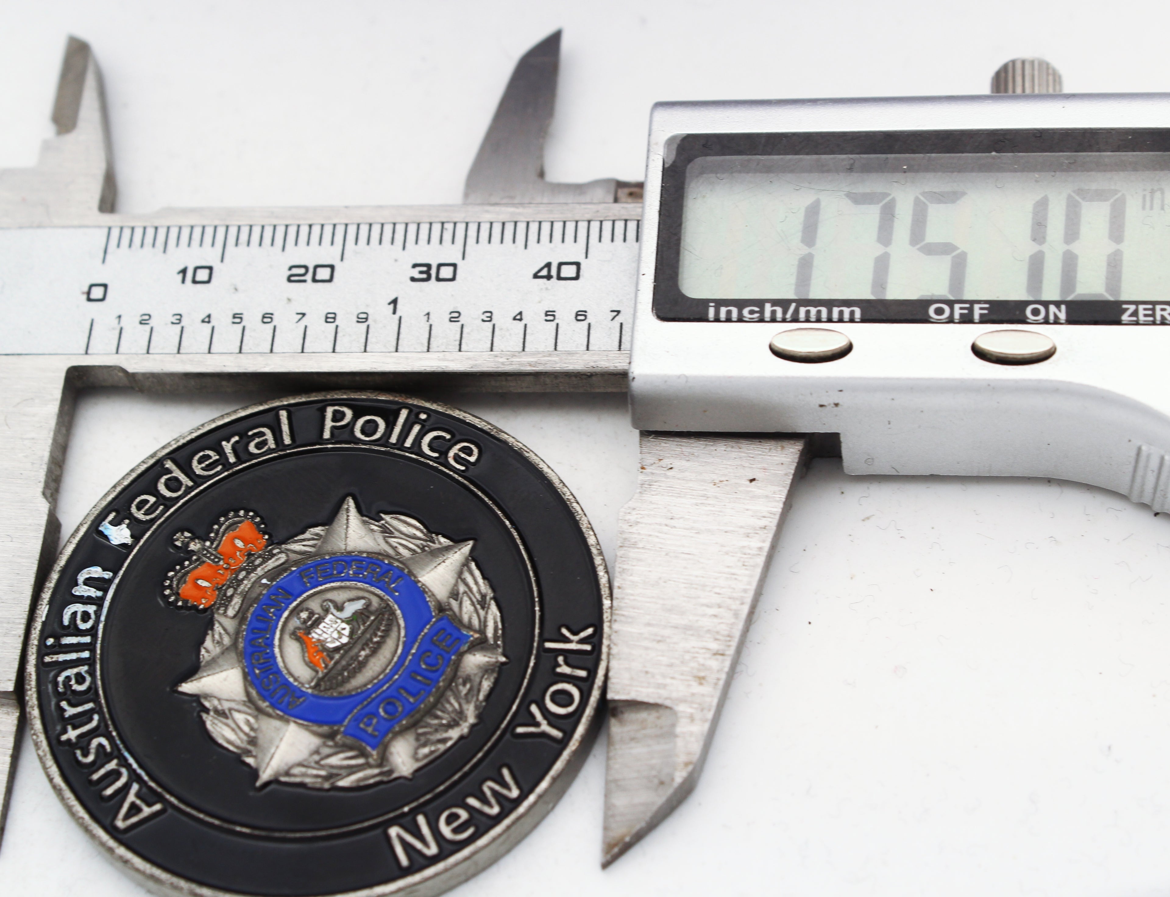 Australian Federal Police New York UN Mission Challenge Coin 1.75" Copper Pre-Owned