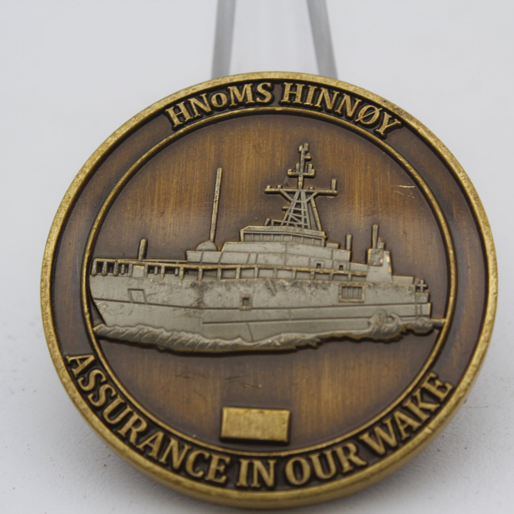 KNM Hinnøy HNoMS Royal Norwegian Navy Ship Challenge Coin 1.5” Copper Collectible Pre-owned