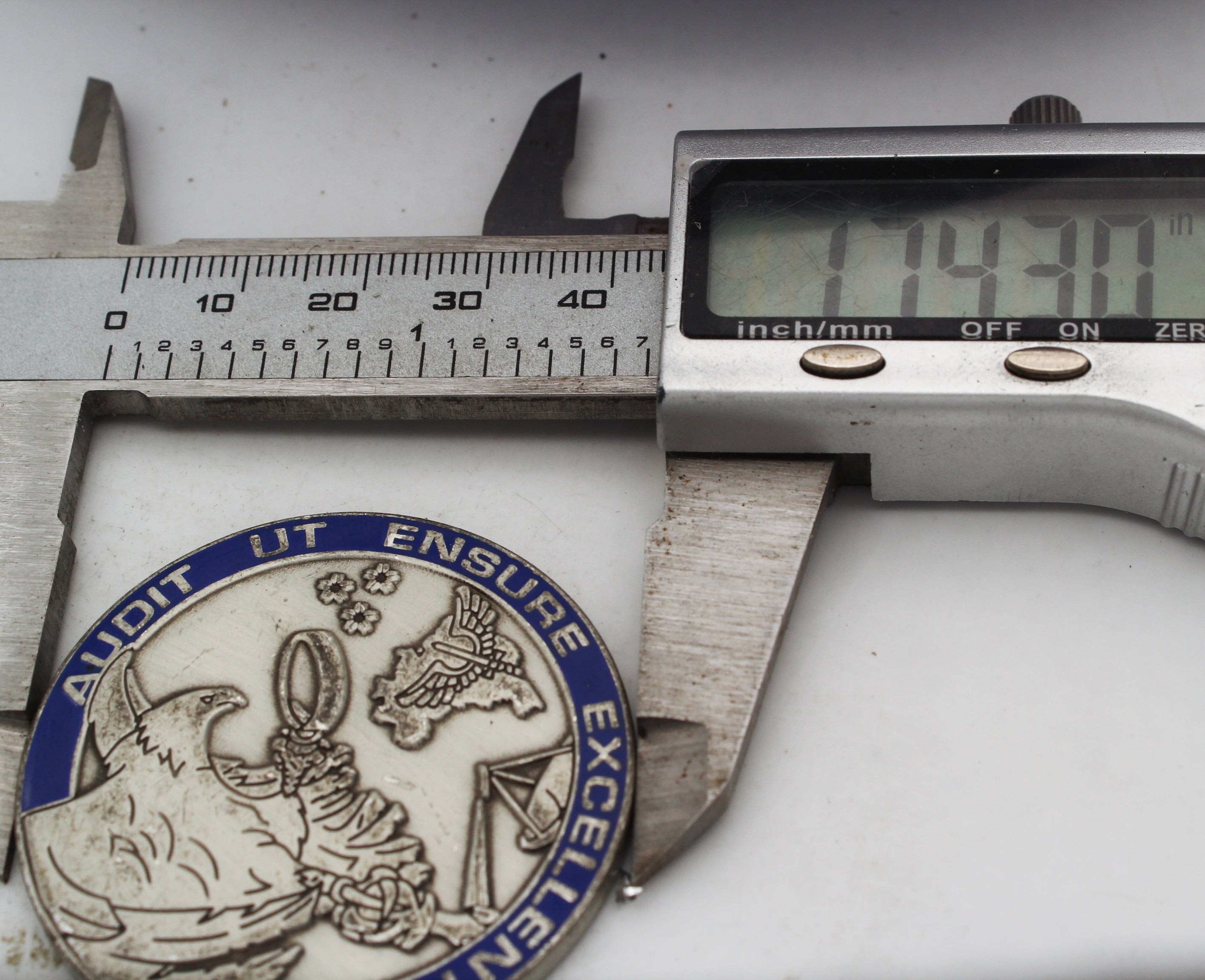 Brazilian Air Force CENCIAR Internal Control Center Challenge Coin 1.75” Copper Collectible Pre-owned
