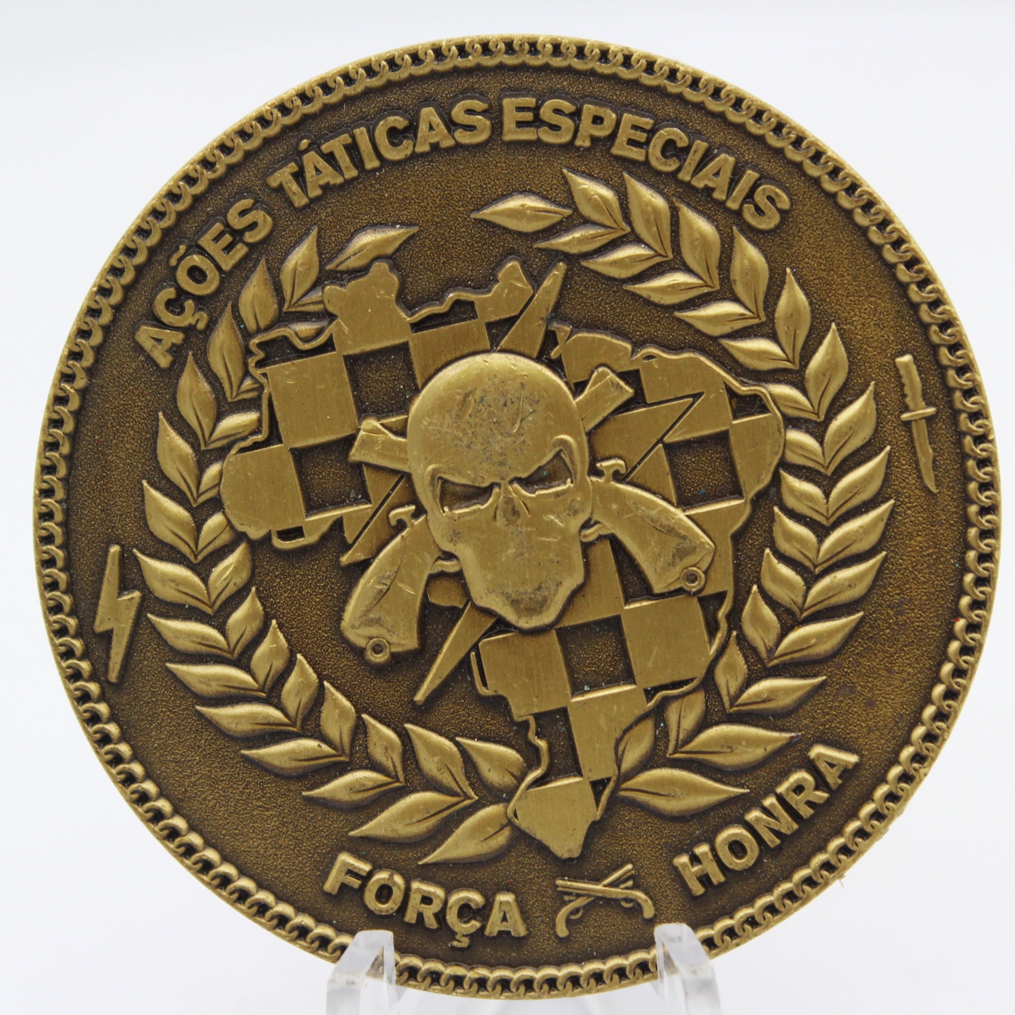 Brazil Ações Táticas Especiais Skull Challenge Coin 2” Copper Collectible Pre-owned