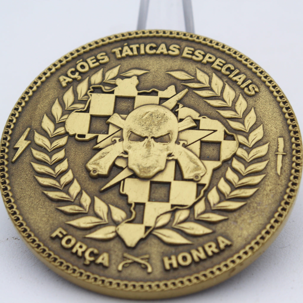 Brazil Ações Táticas Especiais Skull Challenge Coin 2” Copper Collectible Pre-owned