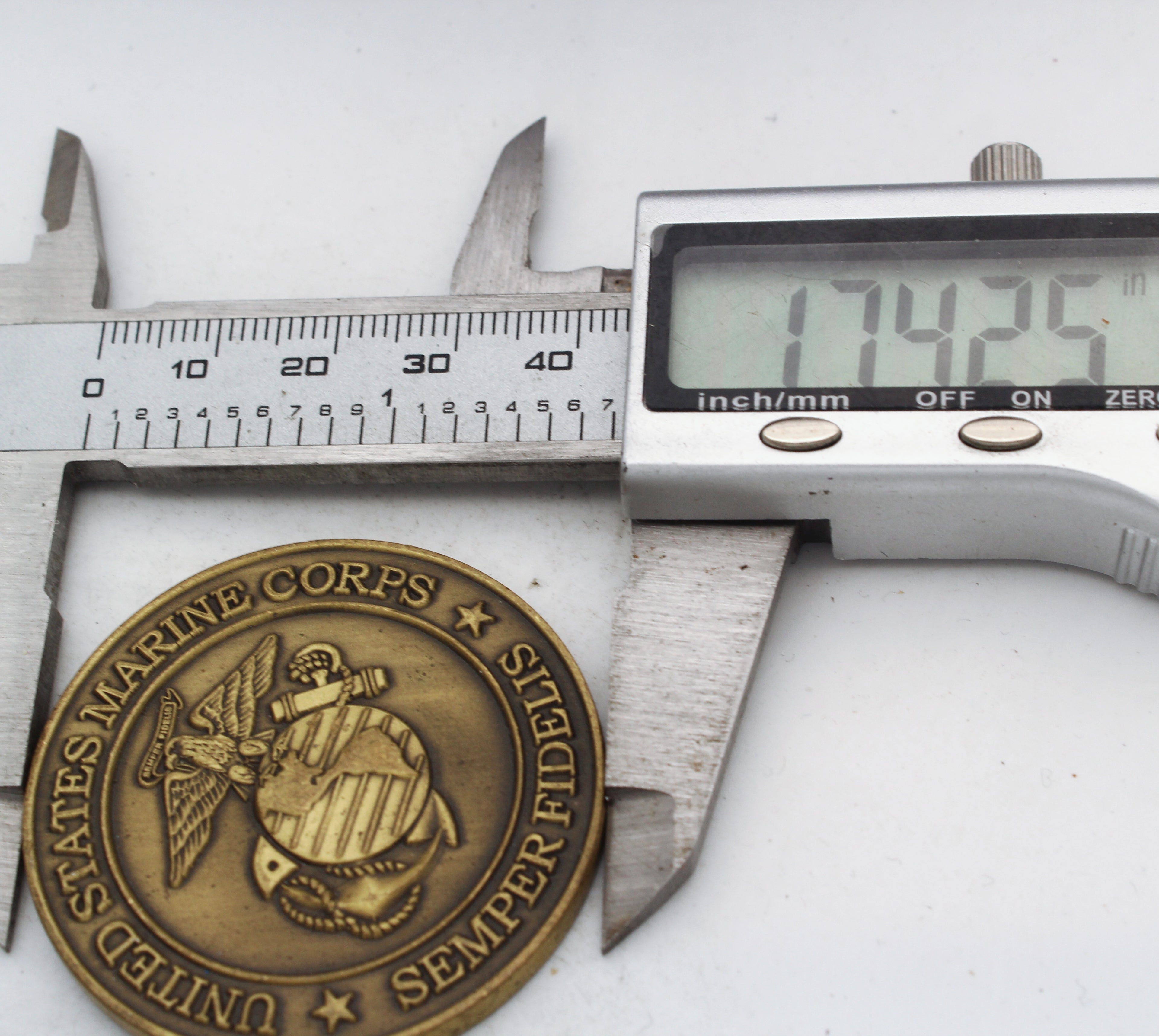 US Marine Corps School of Infantry Camp Lejeune Challenge Coin 1.75" Pre-Owned