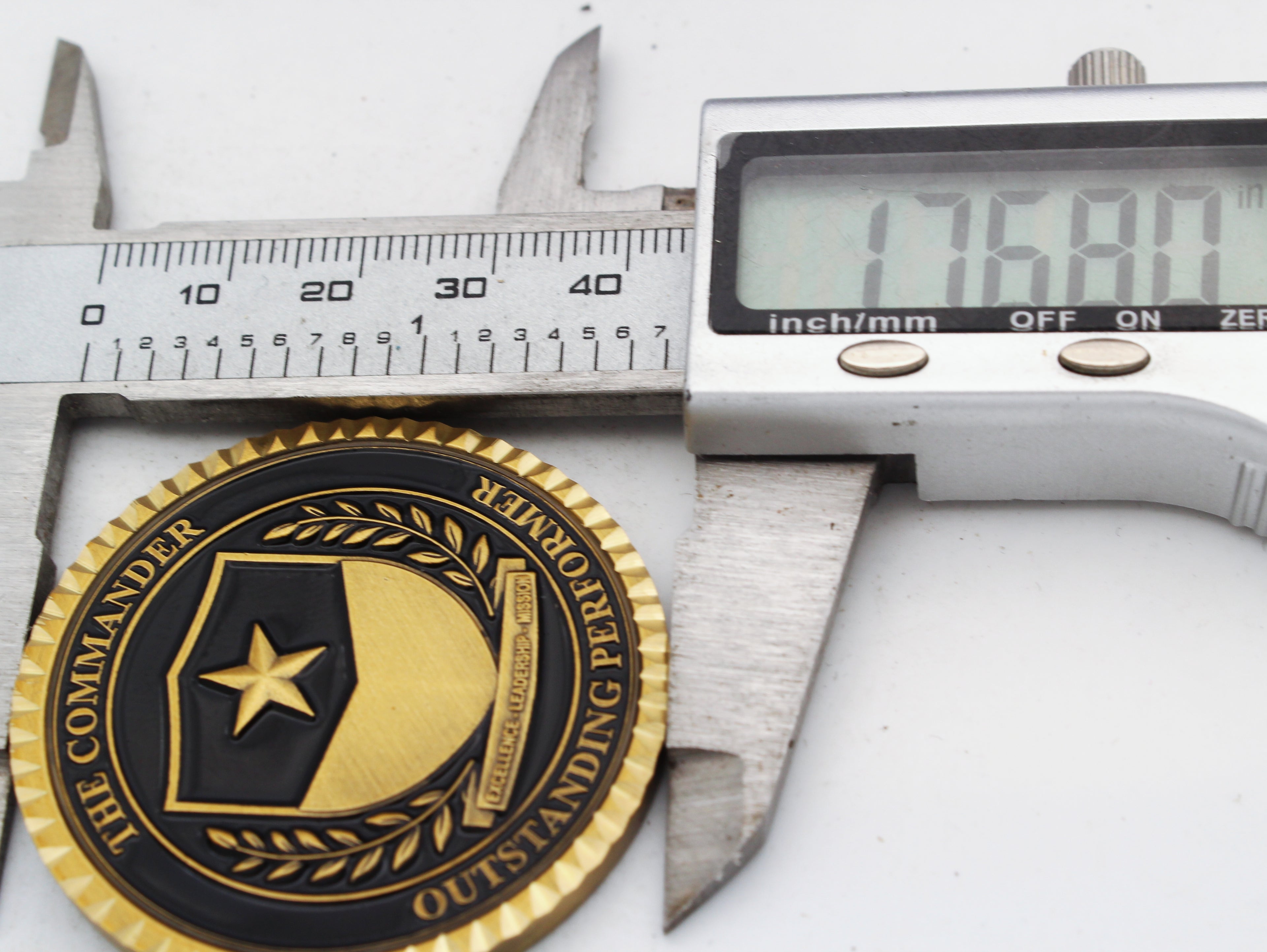 Blackhats 7427 Commander Outstanding Performer Challenge Coin – 1.75” Used Copper Collectible